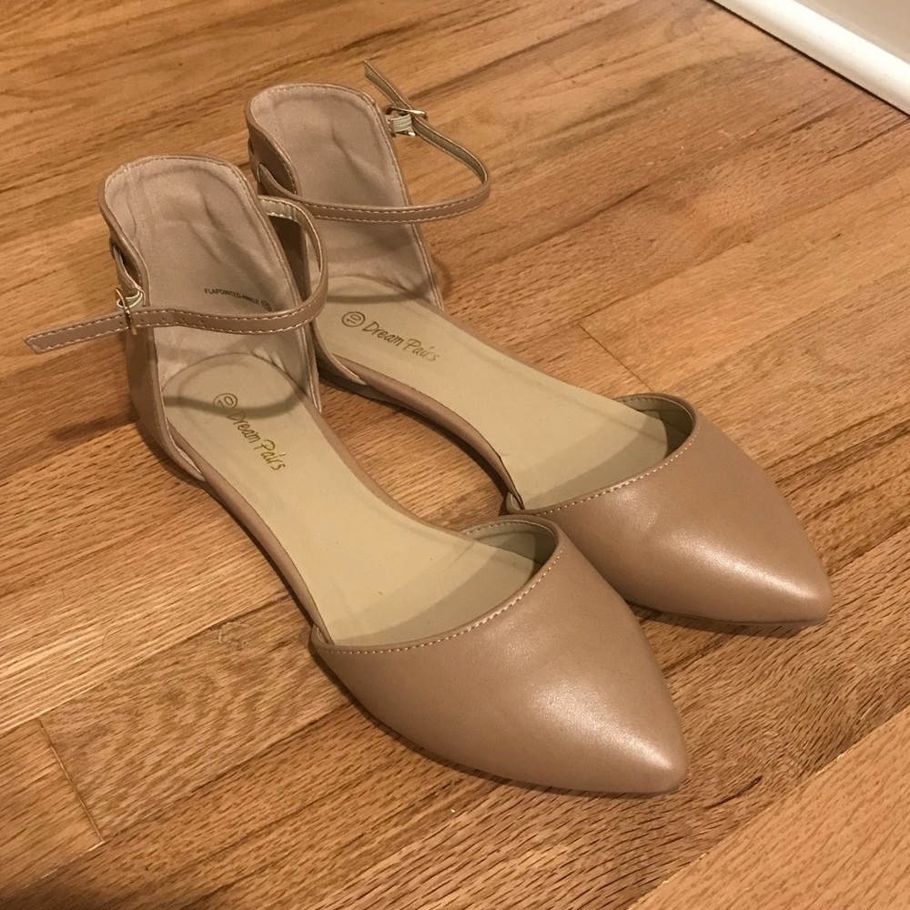 NWOT Dream Paris Flats